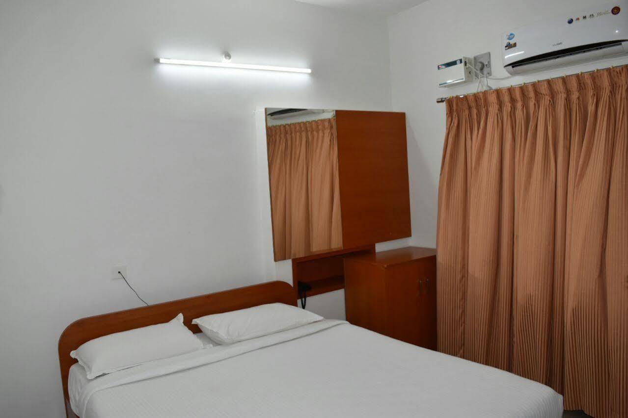 Surag Residency Hotel Tiruchirappalli Exterior photo