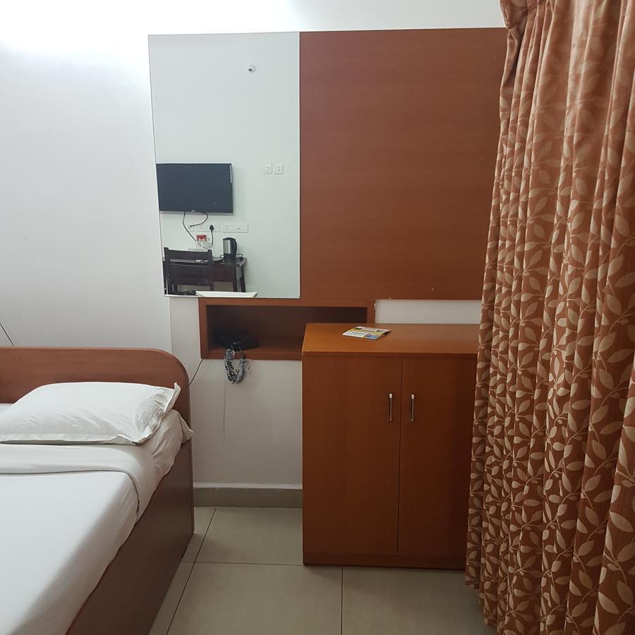 Surag Residency Hotel Tiruchirappalli Exterior photo